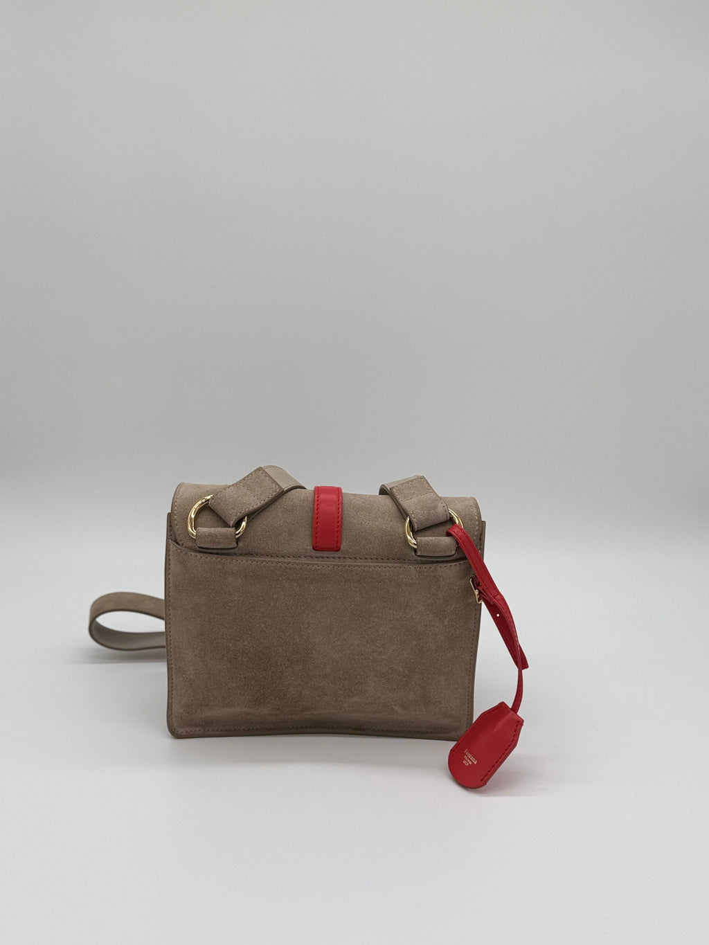 Das italienische Hermès Fontana Milano 1915 Crossbody, ein exklisives Einzelstück- Tragbar als Crossboy, von hinten gezeigt, sieht man die breiten Schulterriemen