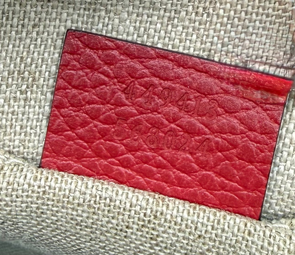 Gucci Seriennummer Prägung Rückseite Lederetikett