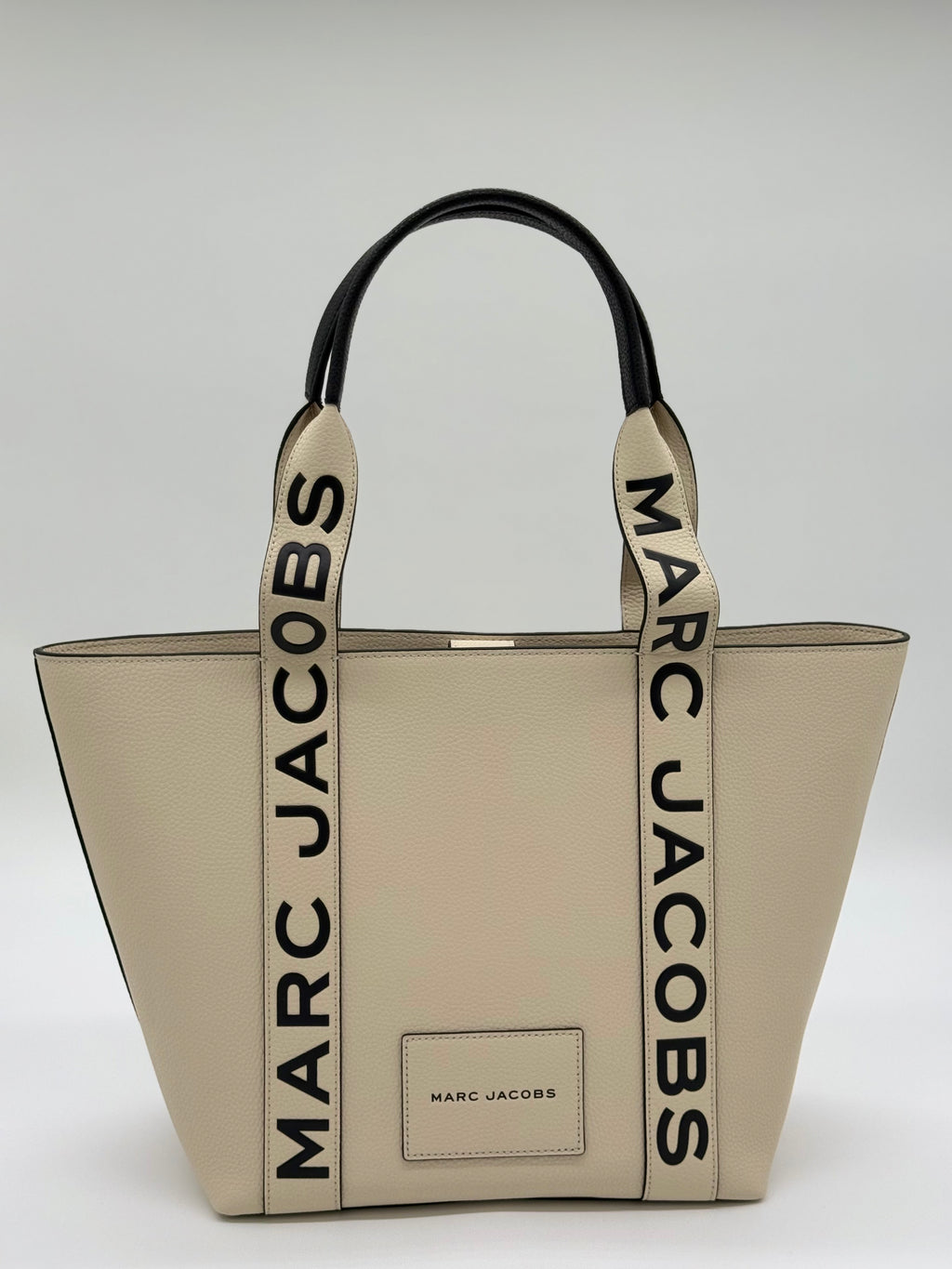 Marc Jacobs Marc-Et Tote Marshmallow – aufgestellte Lederhenkel, Tragevariante