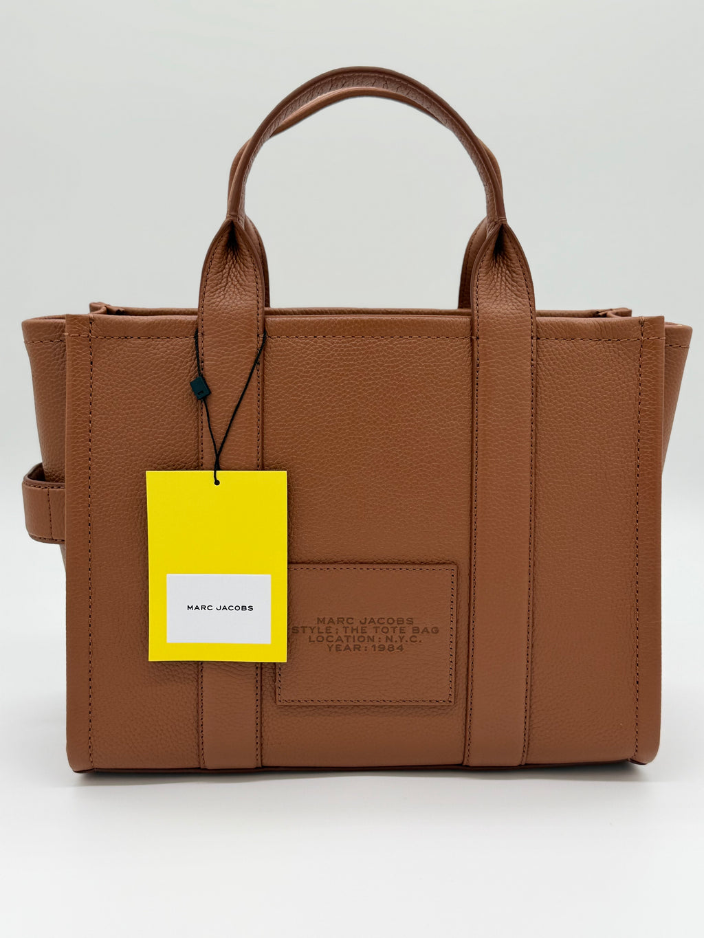 Marc Jacobs The Leather Medium Tote Argan Oil – Rückansicht