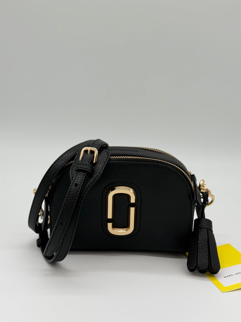 Marc Jacobs The Shutter Crossbody Bag Black – Schulterriemen, Detailansicht oben