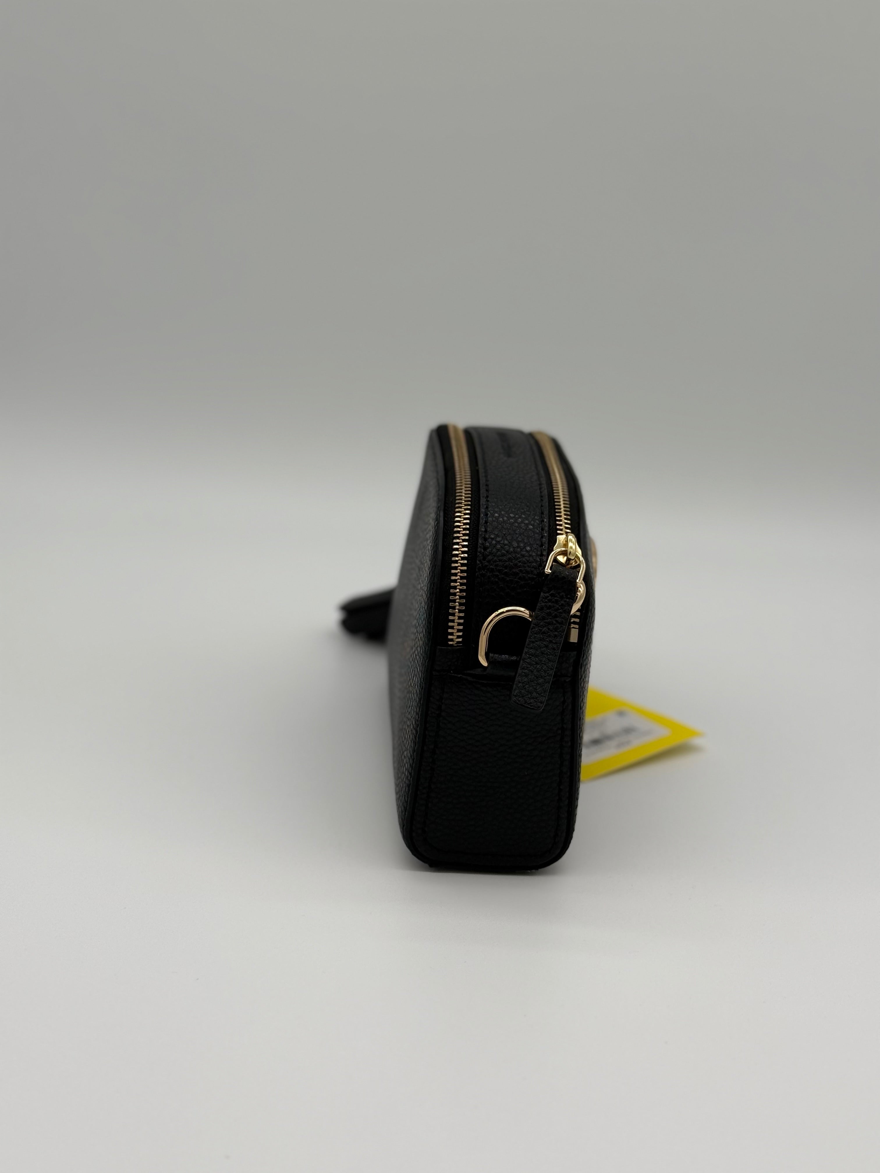 Marc Jacobs The Shutter Crossbody Bag Black – Seitenansicht links