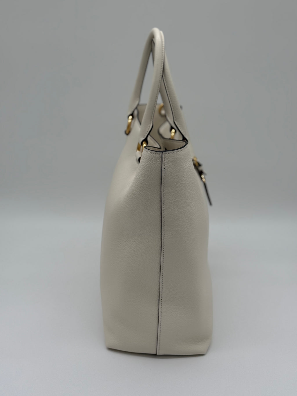 Prada Vitello Phenix Bianco Tote Bag 1BG865 – Seitenansicht links